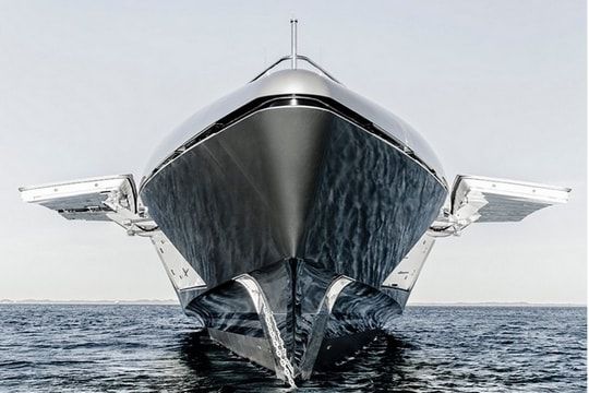 silver fast yacht owner