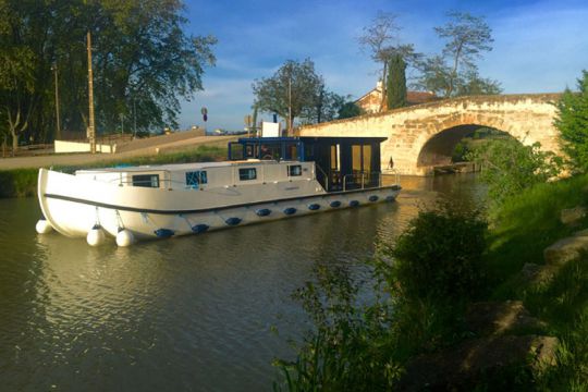 Les Canalous