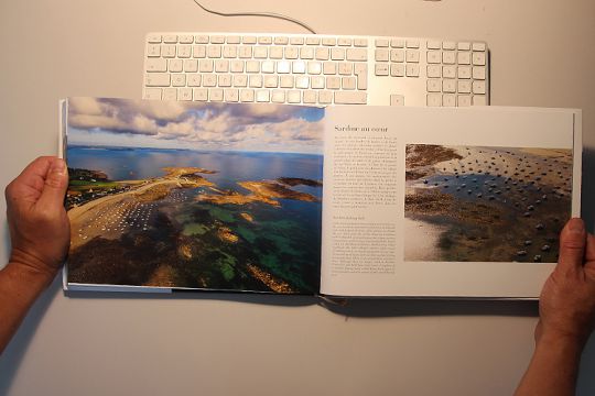 Vol au-dessus du littoral de Bretagne