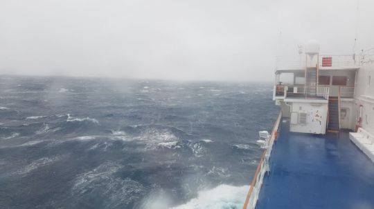 Le passage du Drake, même depuis le pont de l'Ocean Atlantic, les conditions de mer sont impressionnantes.