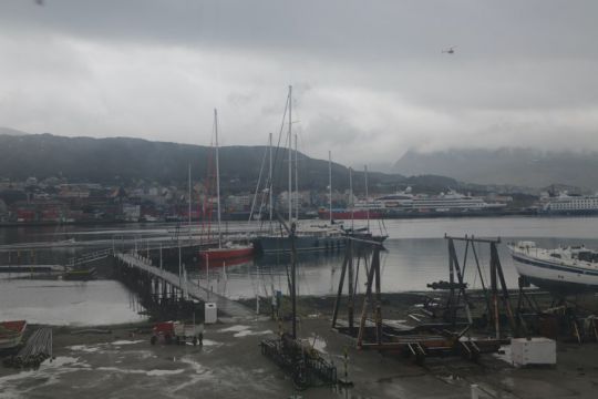 L'attente au ponton de l'Afasyn, à Ushuaia.