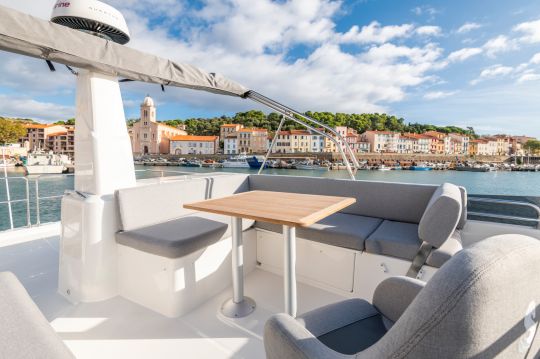 Le carré du flybridge