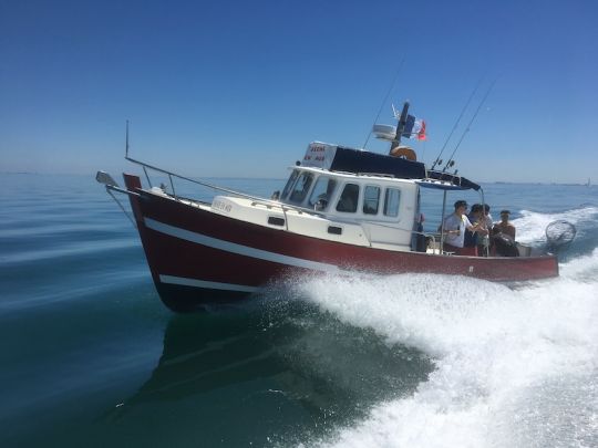 Sortie pêche mer sur Écume de Ré –  © ile de ré nautisme