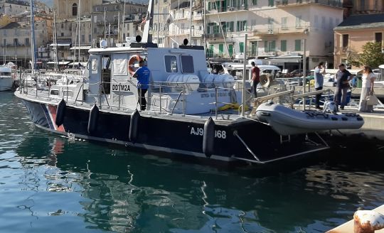 Une ancienne vedette des Affaires Maritimes aux enchères