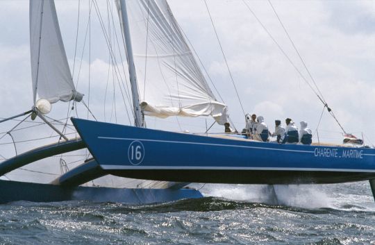 Le catamaran de course Charente-Maritime ©Fountaine-Pajot