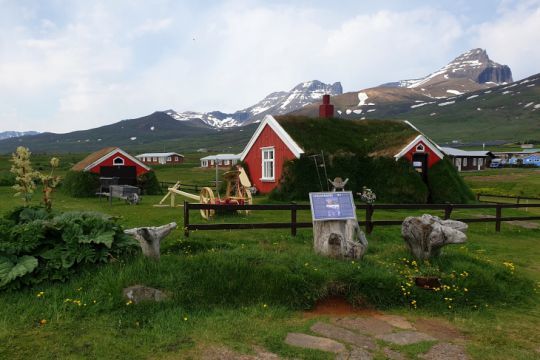 Ancienne maison traditionnelle islandaise