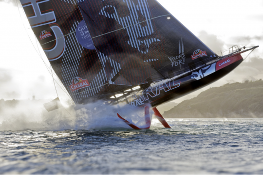 L'IMOCA Charal de Jéremie Beyou, présenté par 5 photographes © François Van Malleghem