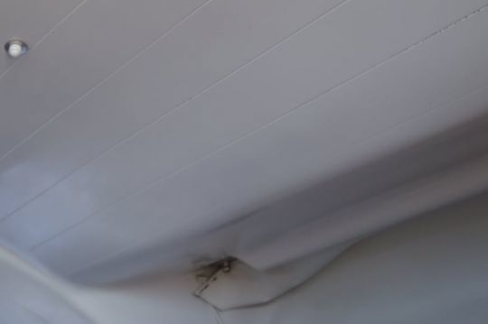 L'humidité peut avoir tendance à décoller les vaigrages anciens