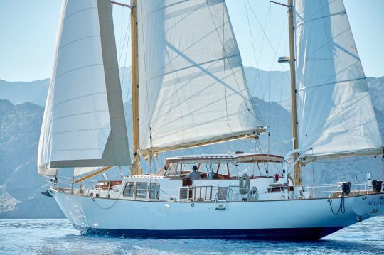 Alondra tire ses premiers bords après refit