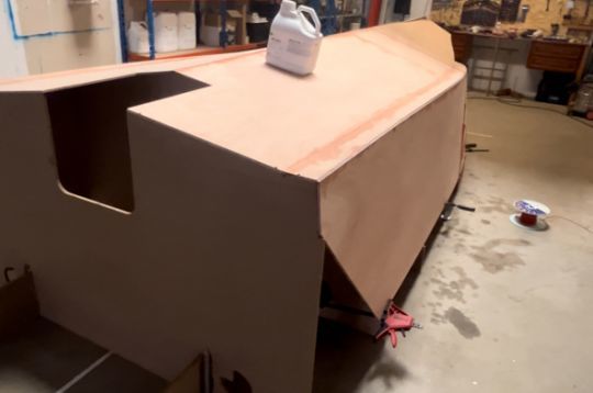 La coque à l'envers terminée