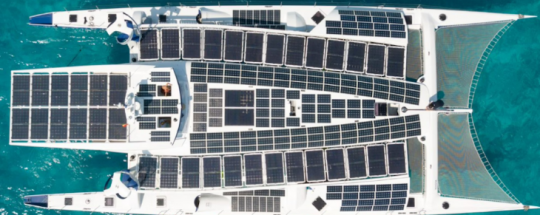 Photo aérienne du bateau après le chantier de 2018 © Energy Observer Productions