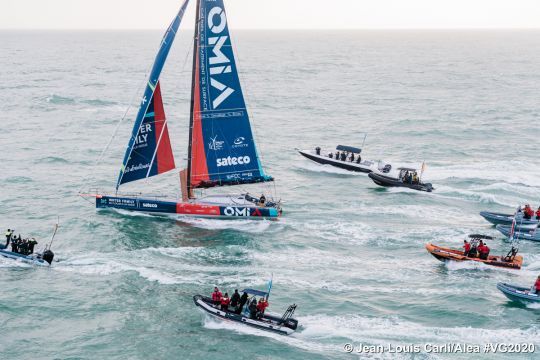 L'IMOCA Omia Water Family à l'arrivée du Vendée Globe 2020 © Jean-Louis Carli/Alea