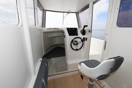 Le poste de barre est facilement accessible ©YamahaMarine