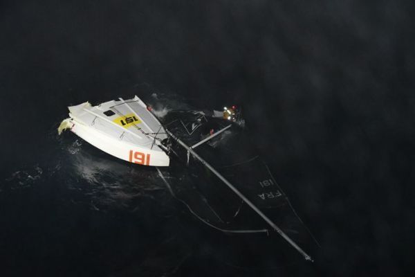 The 191 raft has suffered serious malfunctions