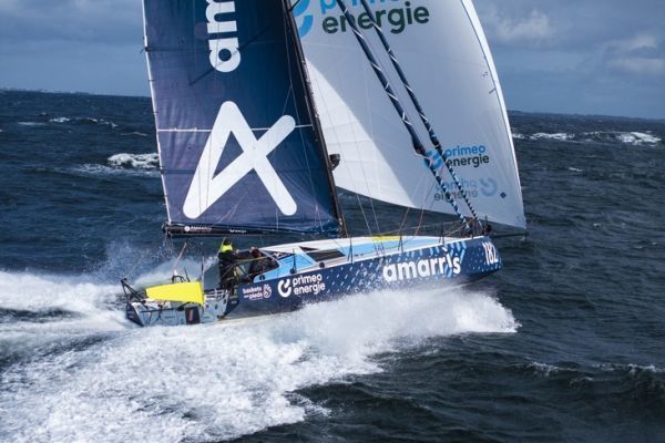 Amraris on the Niji 40