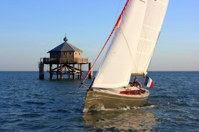 Solenn 32, three deck plans and a new pivoting keel