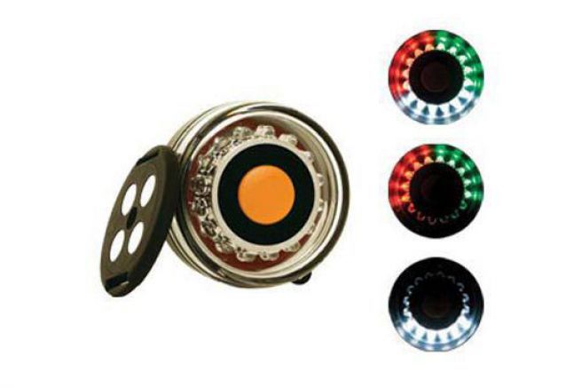 An autonomous and removable navigation light