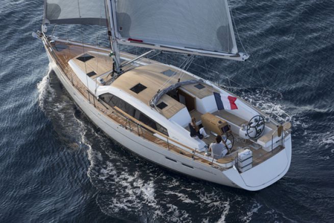 The first pictures of the new Wauquiez Pilot Saloon 48 under sail