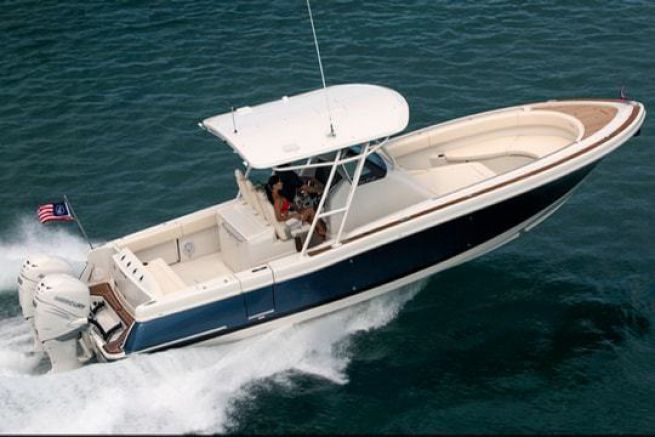 The Catalina 34, an 11 m open sports hull