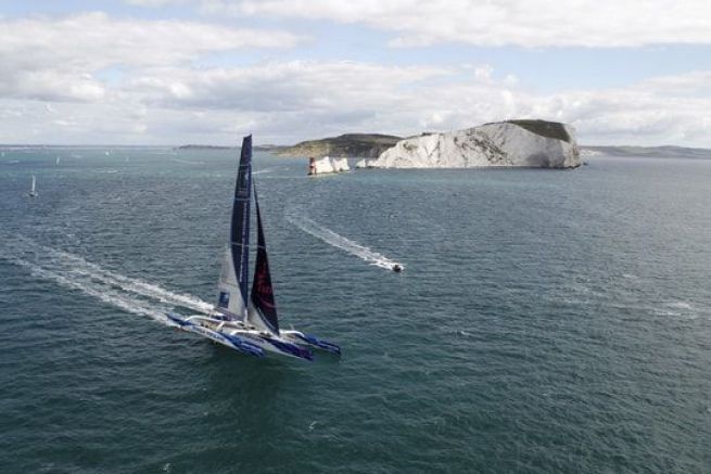 Banque Populaire V at the start of the Rolex Fastnet Race in 2011