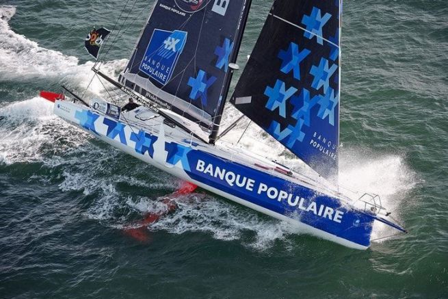 Banque Populaire VIII in the Vende Globe