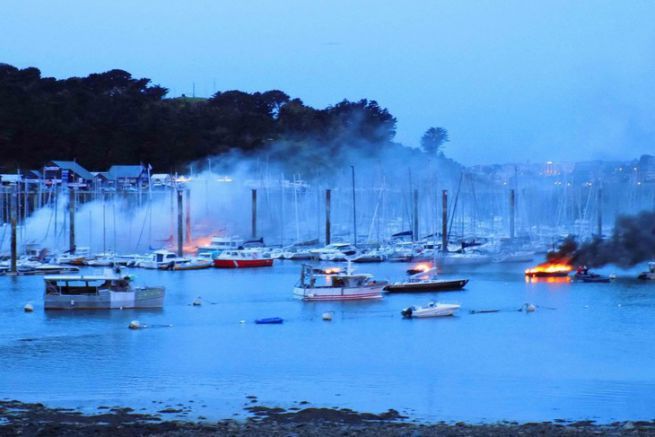 Fire in the port of Bas-Sablons, Saint-Malo