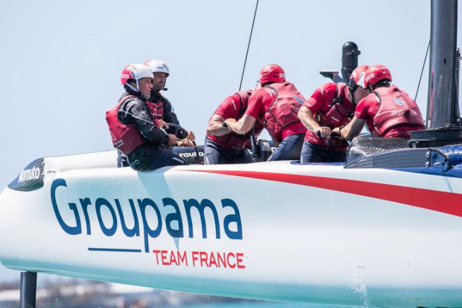 Thierry Fouchier, the wing trimmer for Groupama Team France