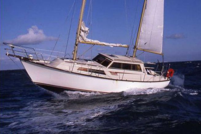 Evasion 32, a ketch and an interior wheelhouse or nothing