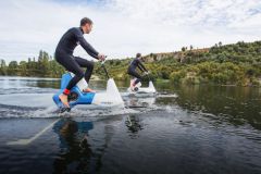 The Manta 5 Hydrofoiler XE-1