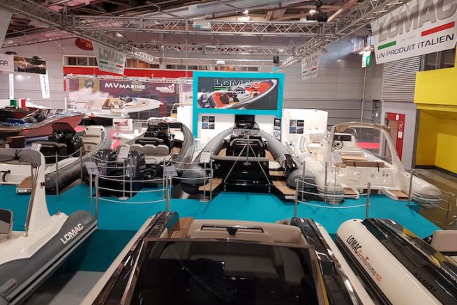 The Lomac booth at the Nautic 2016