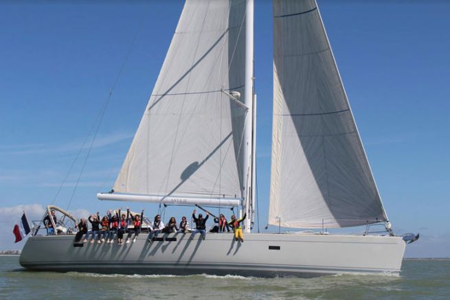 PZ Sailing, sail and motor from 5 to 18 m for rent!