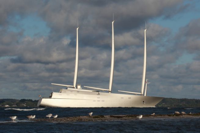 Sailing Yacht A, the highest masts in the world