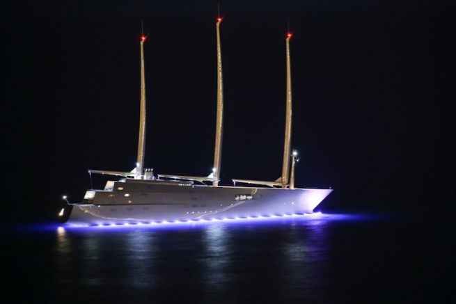 Sailing Yacht A, the unusual figures of the glass and metal superyacht