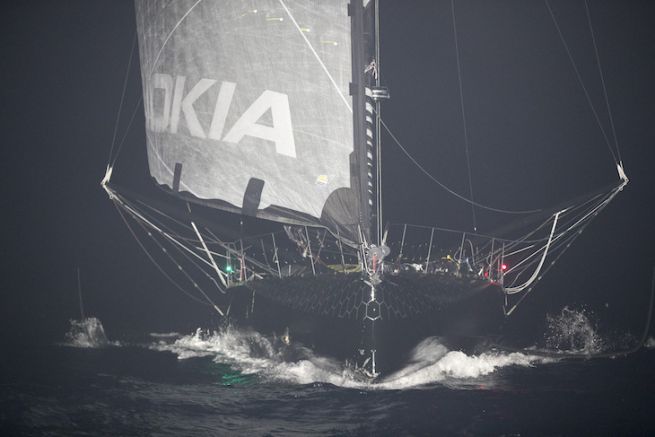 The damage caused by the IMOCA Hugo Boss