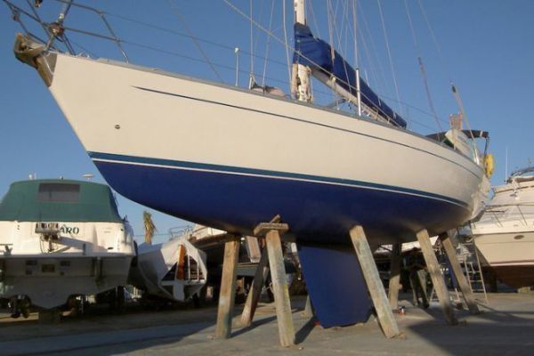 Knowing the quantity of antifouling necessary for the careening of your boat