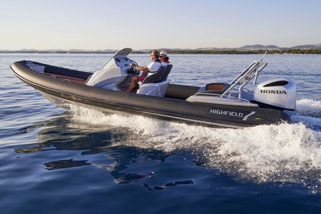 The HX760 by Honda Marine