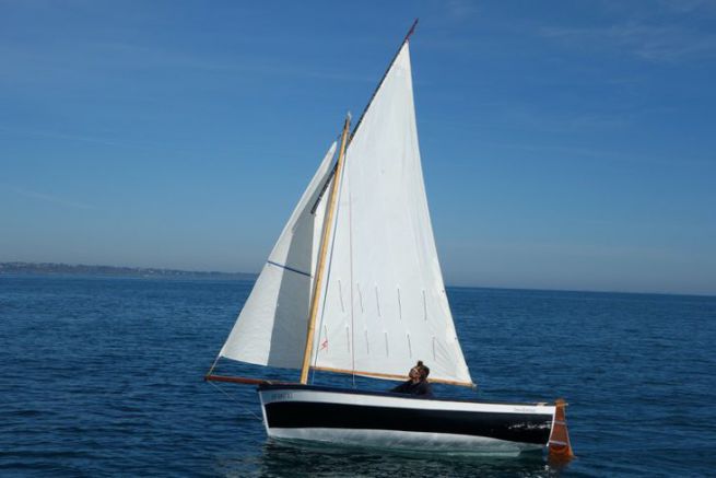 The insolentae under sail after its renovation