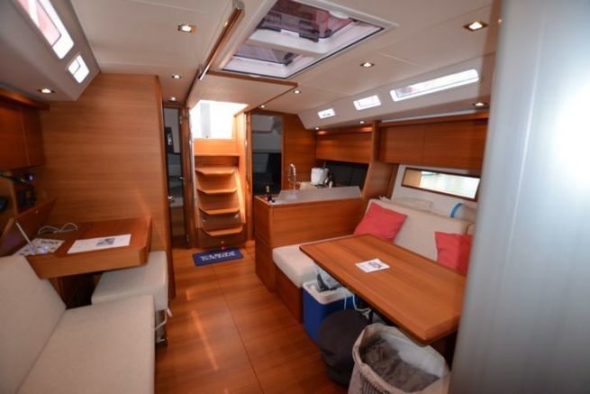 Facilities and life on board the Solaris 44, comfort and well-being