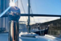 The stanchion, a fitting to make moving around on deck safer