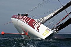 By canting the keel to windward, the ballast can be shifted to the maximum..