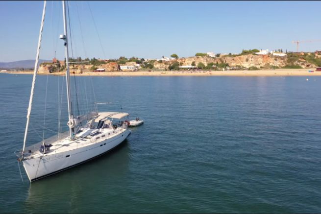 Nomad Citizen Sailing spends the winter in Portugal