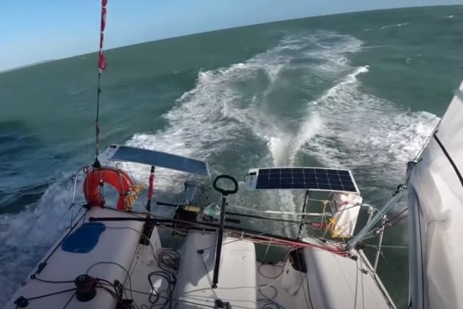 Debouching under spinnaker max in Mini 6.50, breathtaking images seen from drone