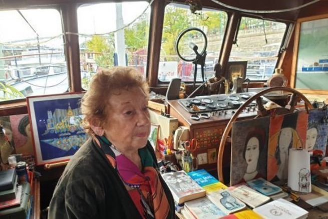 Charlette Thvenot, aboard the Phoque, in the port of the Arsenal, in the Bastille district of Paris