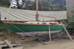 Boat under renovation at the AJD association of Father Jaouen