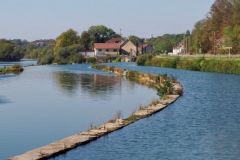 Canal du Rhne au Rhin : Where the canal plays hide and seek with the Doubs