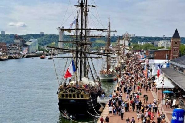 The tall ships of the Rouen Armada in 15 photos