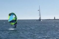 Wingfoil, the ideal wind sport for cruising?