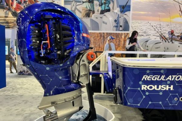 Yamaha unveiled its prototype hydrogen-powered outboard for the very first time