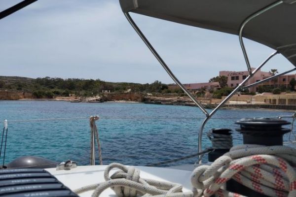Malta by boat: stopovers on the islands of Saint Paul, Blue Lagoon and Comino