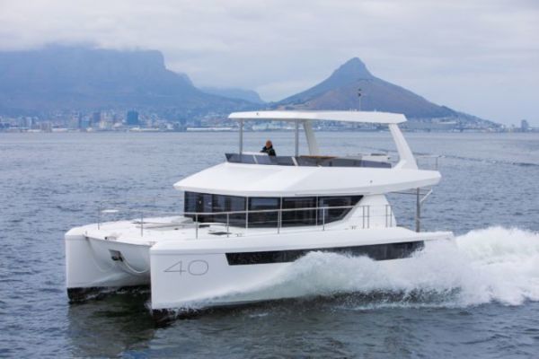 Leopard 40 PC, a classic-looking catamaran designed for chartering of family cruising
